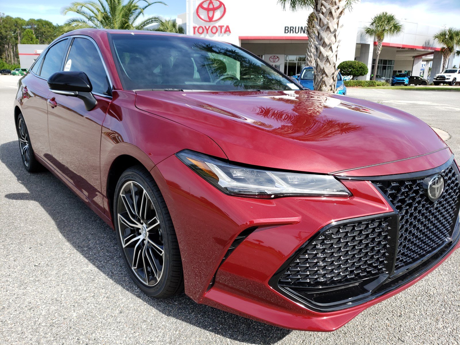 Pre-Owned 2019 Toyota Avalon Touring FWD 4dr Car