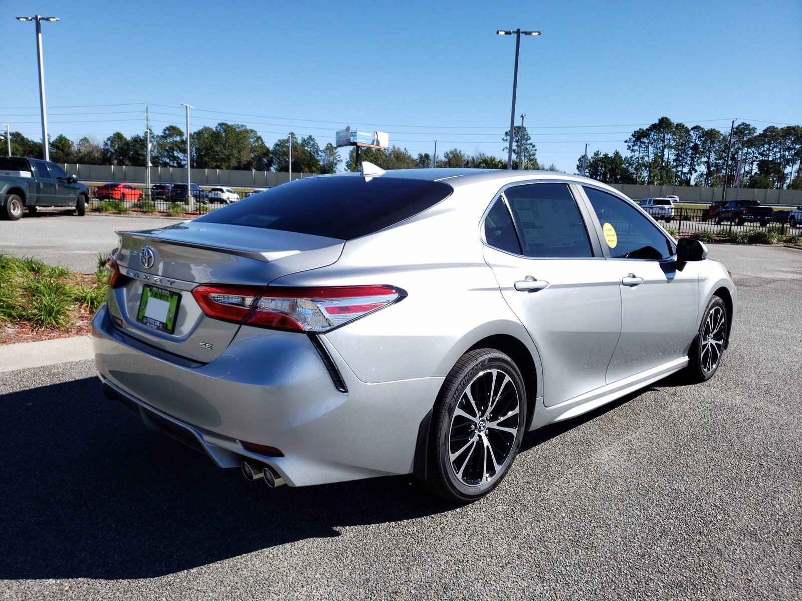 New 2020 Toyota Camry SE FWD 4dr Car